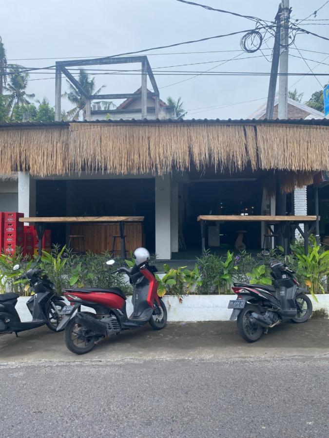 Paca'S Reggae Bar & Hostel Ambat エクステリア 写真